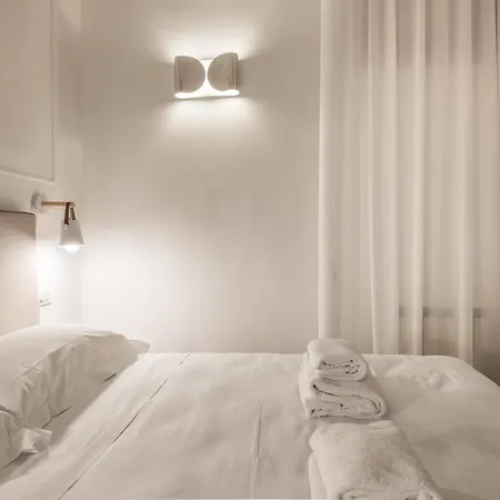 Tornabuoni Place & Dream By Mmega
