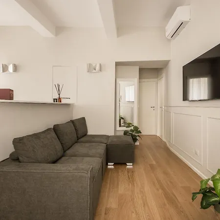 Tornabuoni Place By Mmega * Firenze